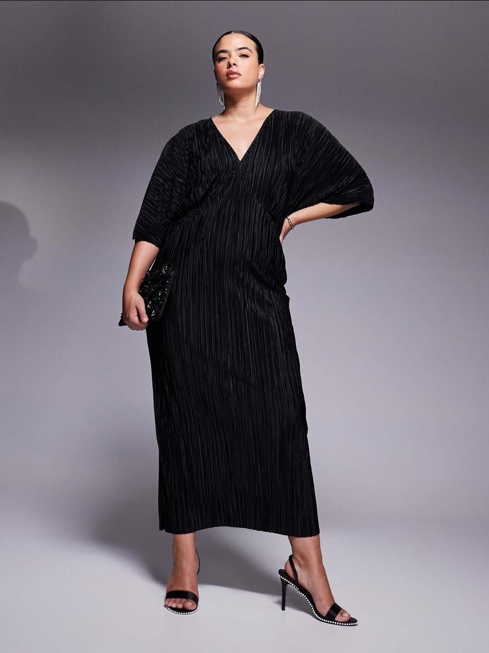 ✨ ASOS DESIGN Curve pleated black midi dress. Brand new with original tags! ✨ Th